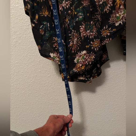 NATURAL LIFE Asymmetrical Skirt - Black with Sunflower Floral - Picture 9 of 10